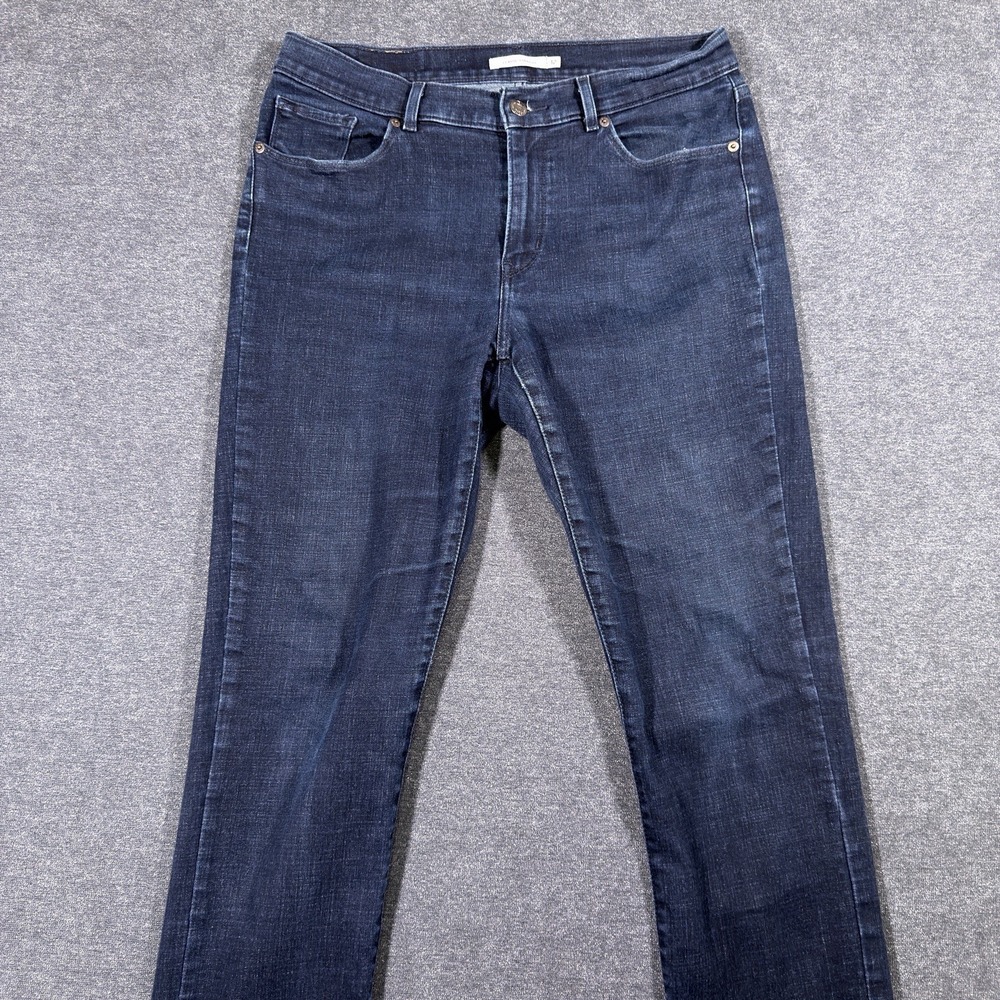 Levi's Classic Straight Jeans Women 12 Dark Wash Blue Denim Stretch Casual Mom